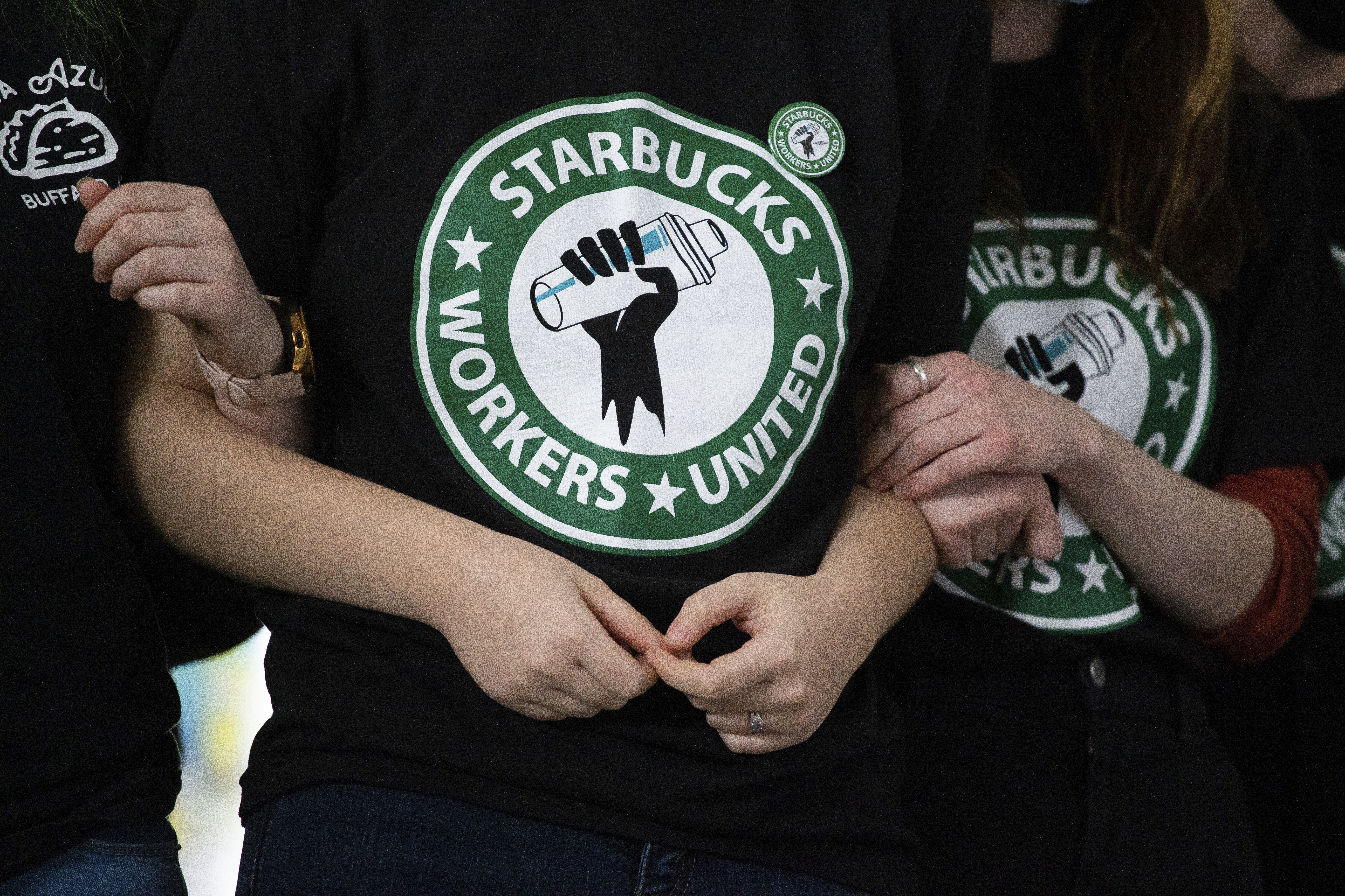 Massachusetts Starbucks baristas are battling corporate pushback to unionizing efforts - Vimarsana News