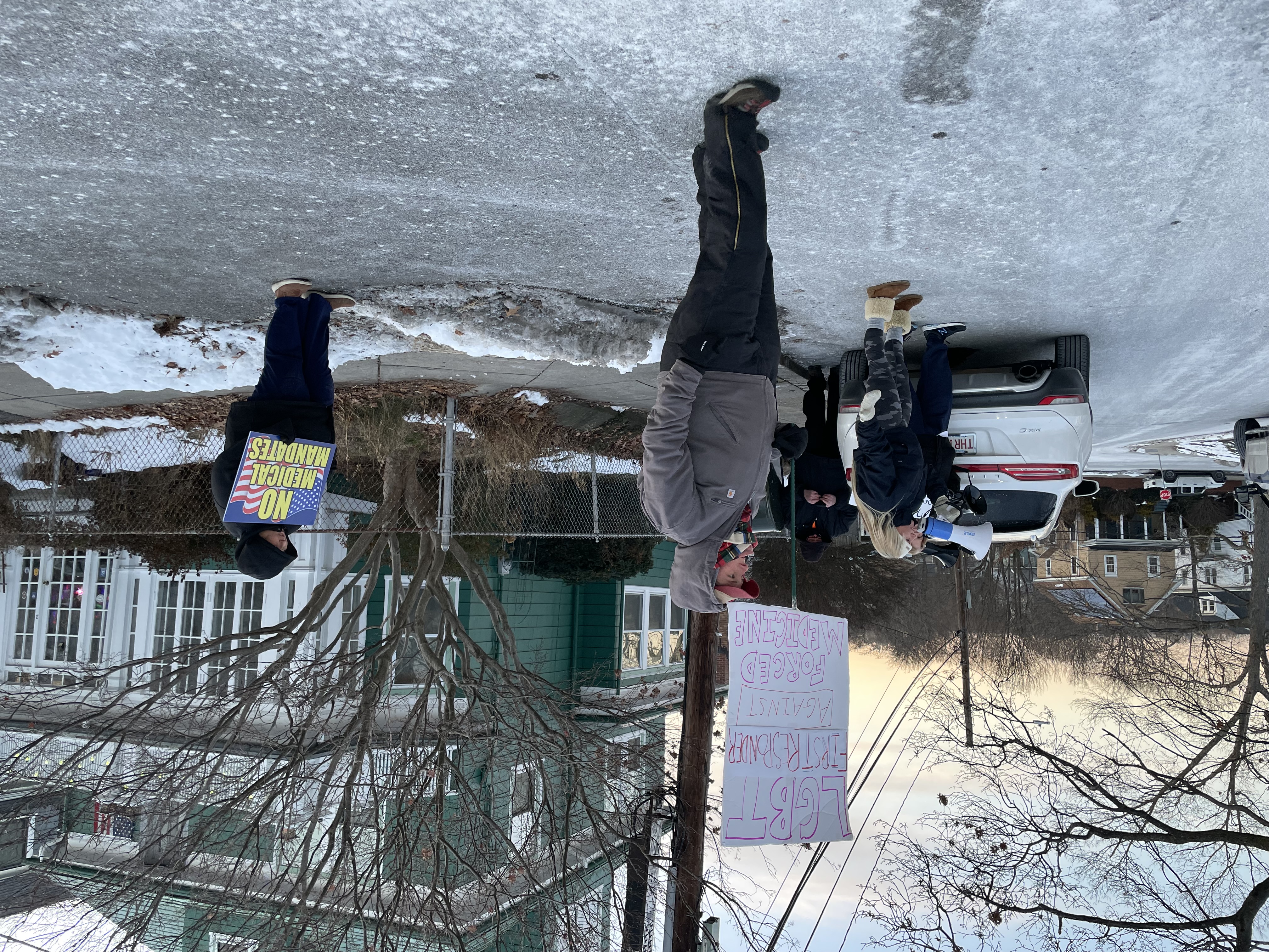 Anti-vaccine protesters bring their opposition to Mayor Wu's Roslindale doorstep - Vimarsana News