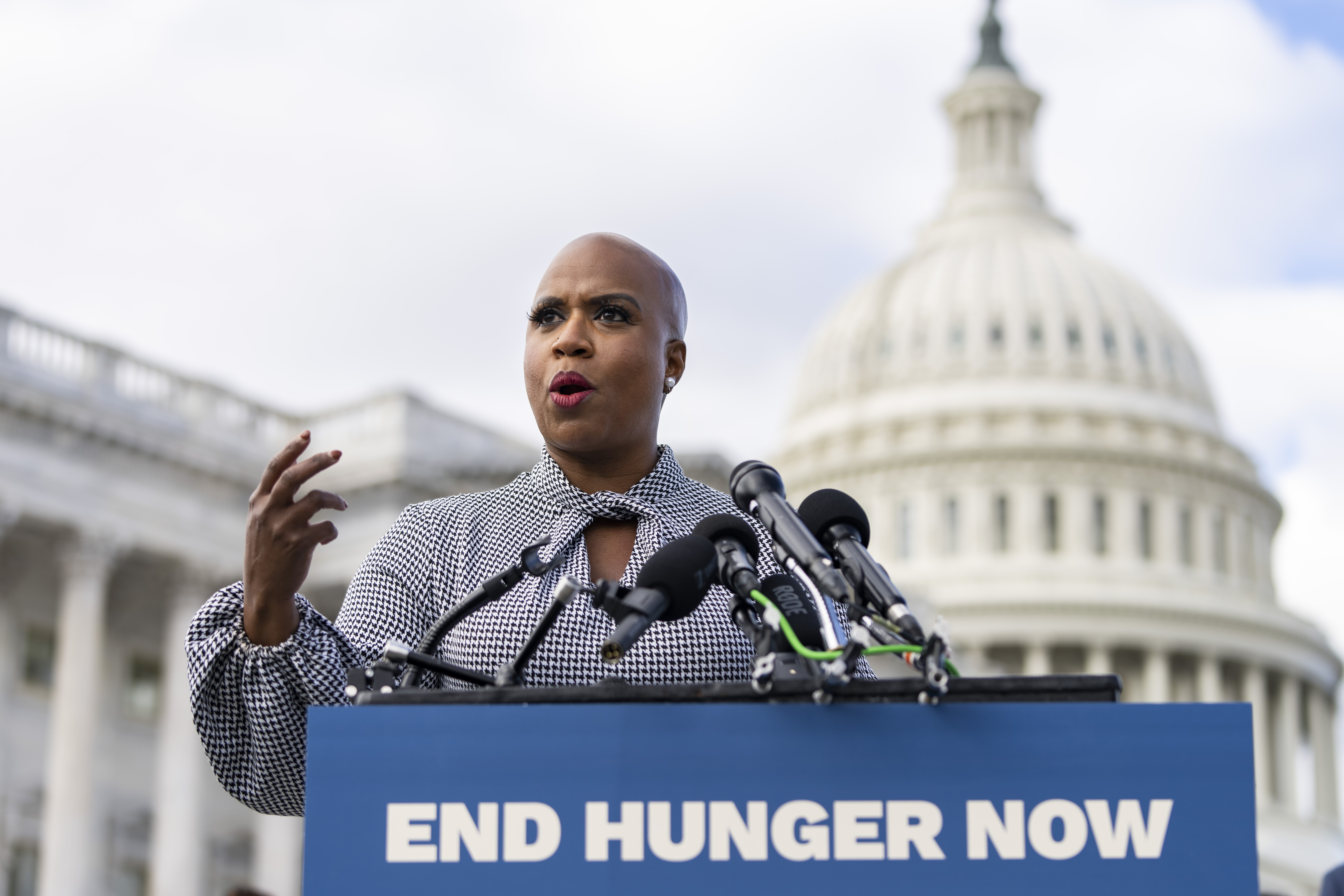 Rep. Pressley touts Biden wins, holds to message of optimism ahead of midterms - Vimarsana News