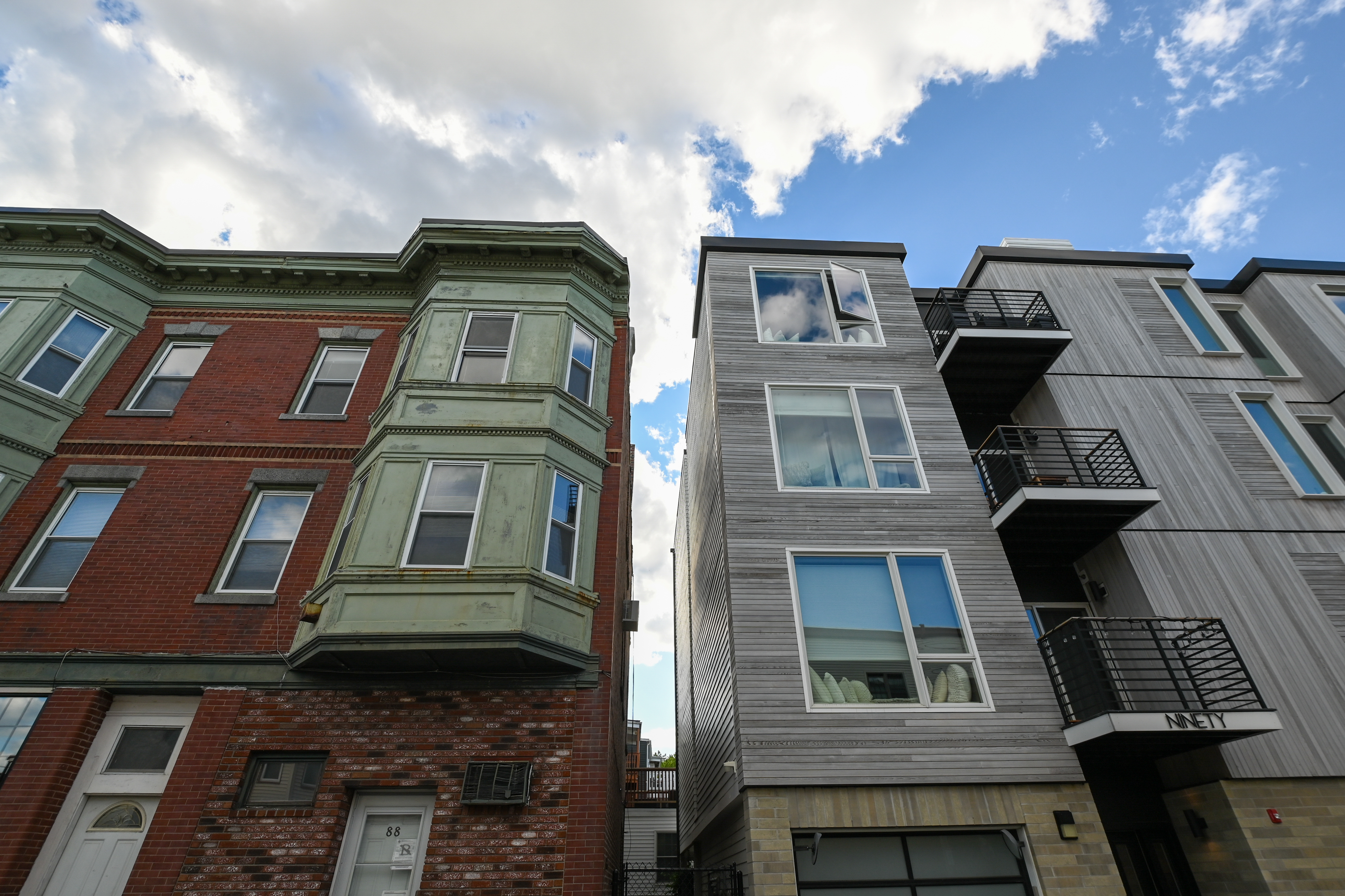Public comments show deep divide on rent control in Boston - Vimarsana News