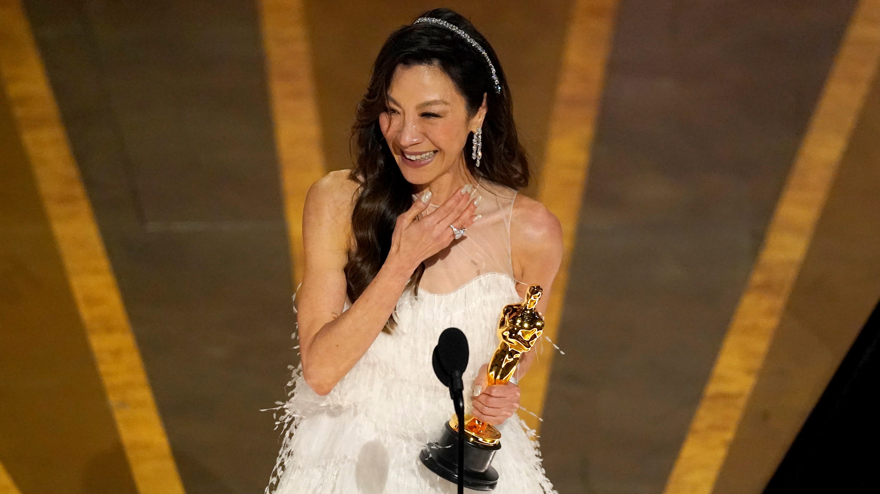 Michelle Yeoh becomes first Asian woman to win best actress Oscar - Vimarsana News