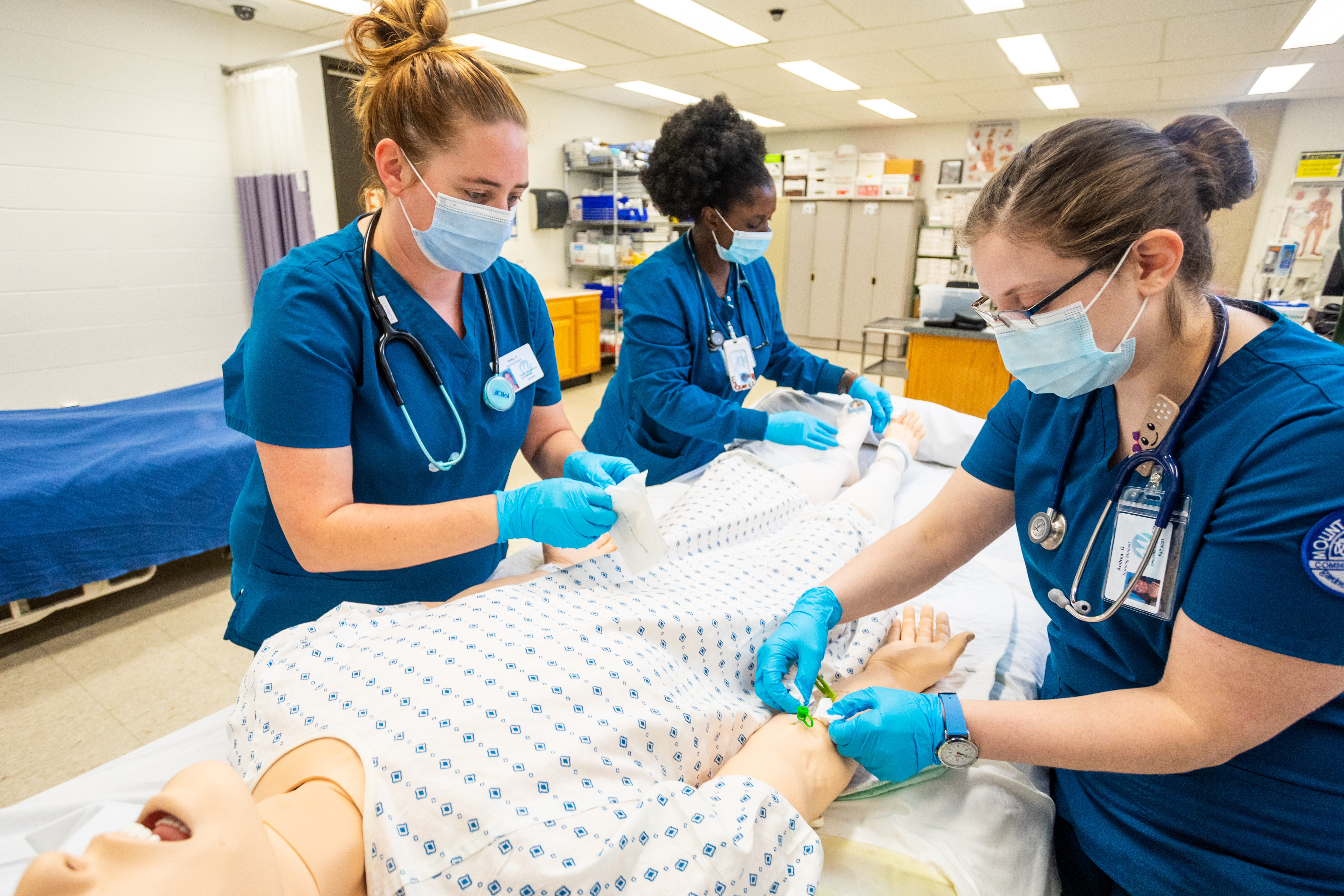 Nursing school enrollment stable in Mass., but down at most community colleges - Vimarsana News