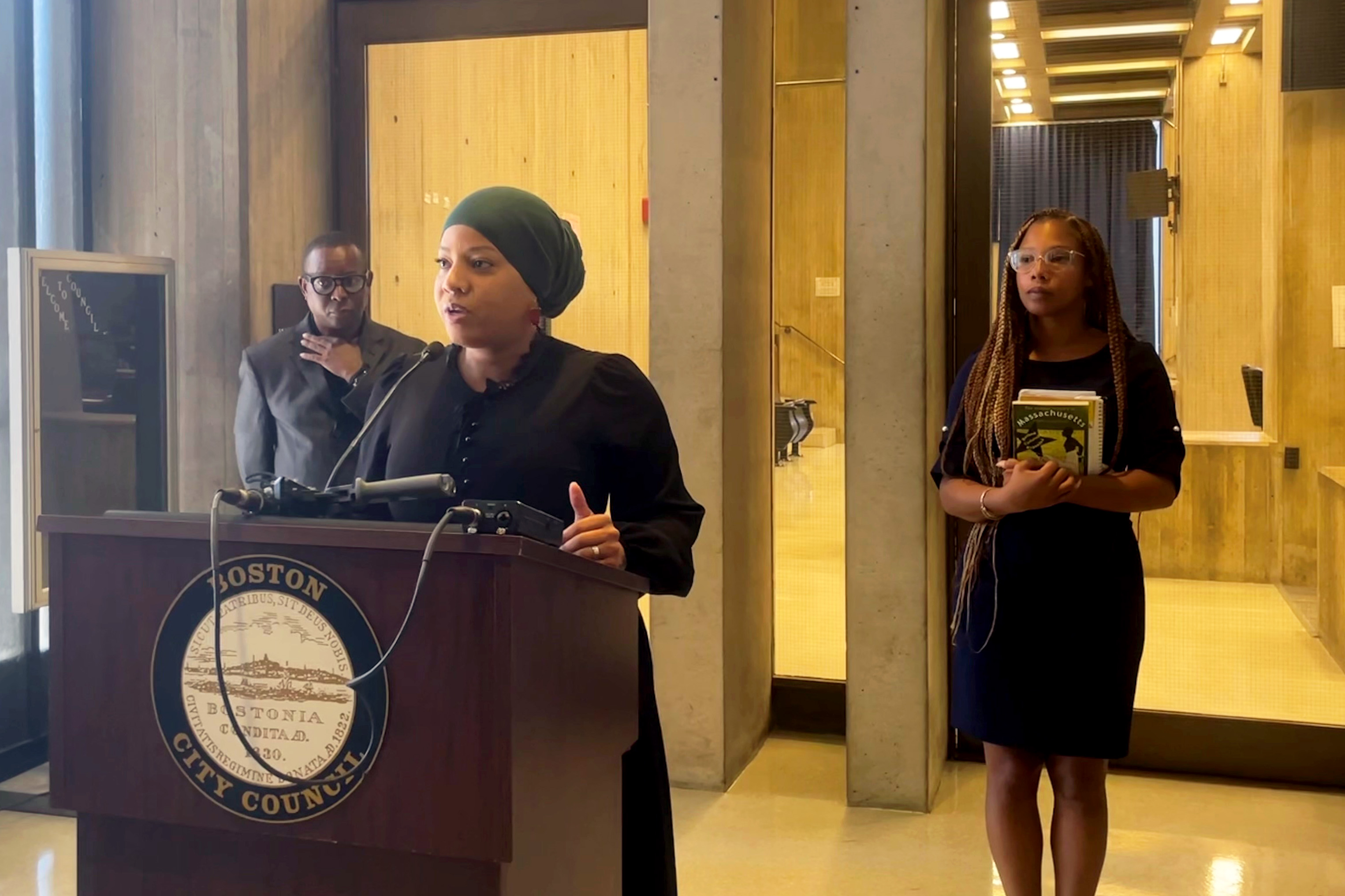 Boston City Council approves symbolic slavery apology - Vimarsana News