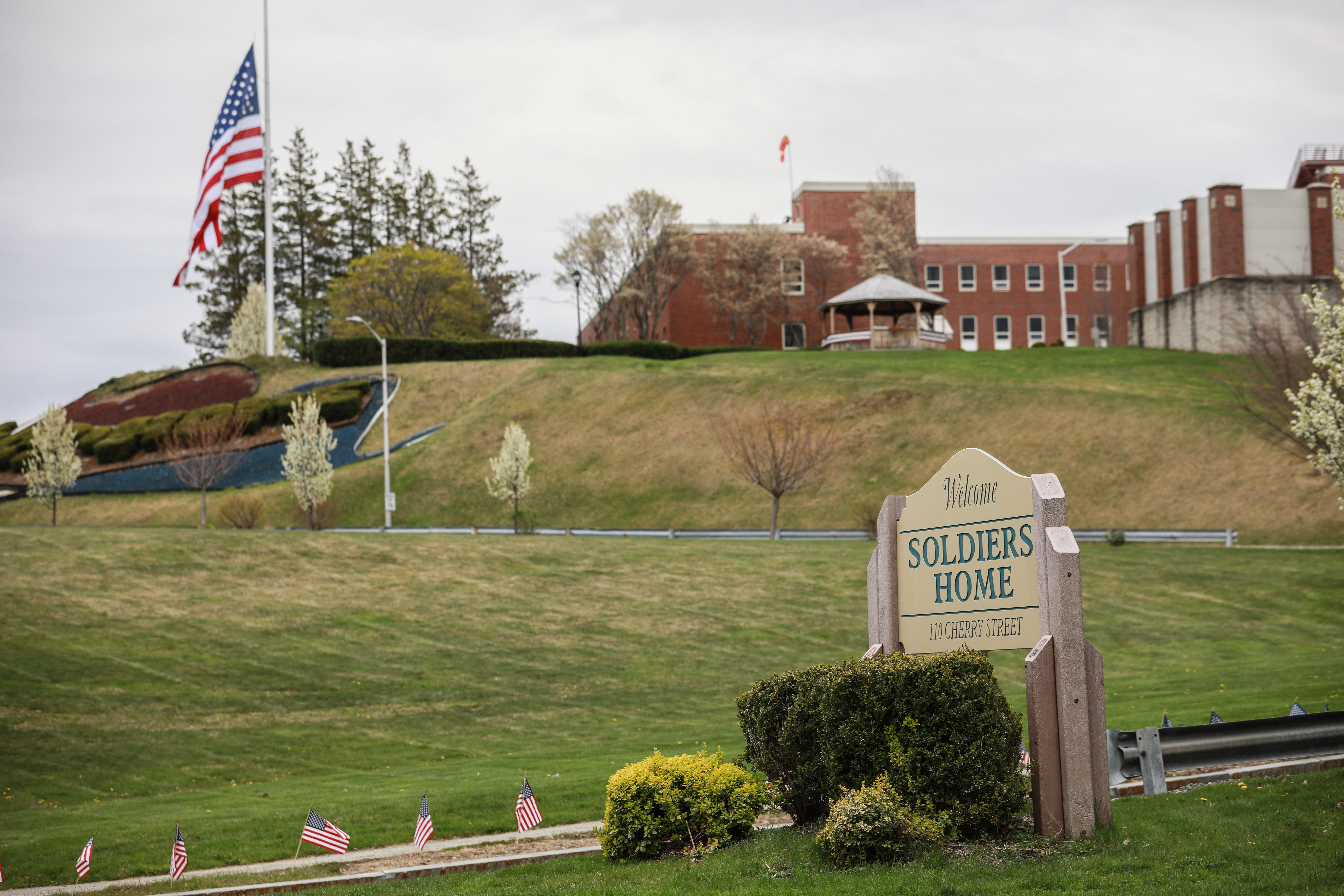 Former Holyoke Soldiers' Home leaders can be prosecuted for COVID deaths, SJC rules - Vimarsana News