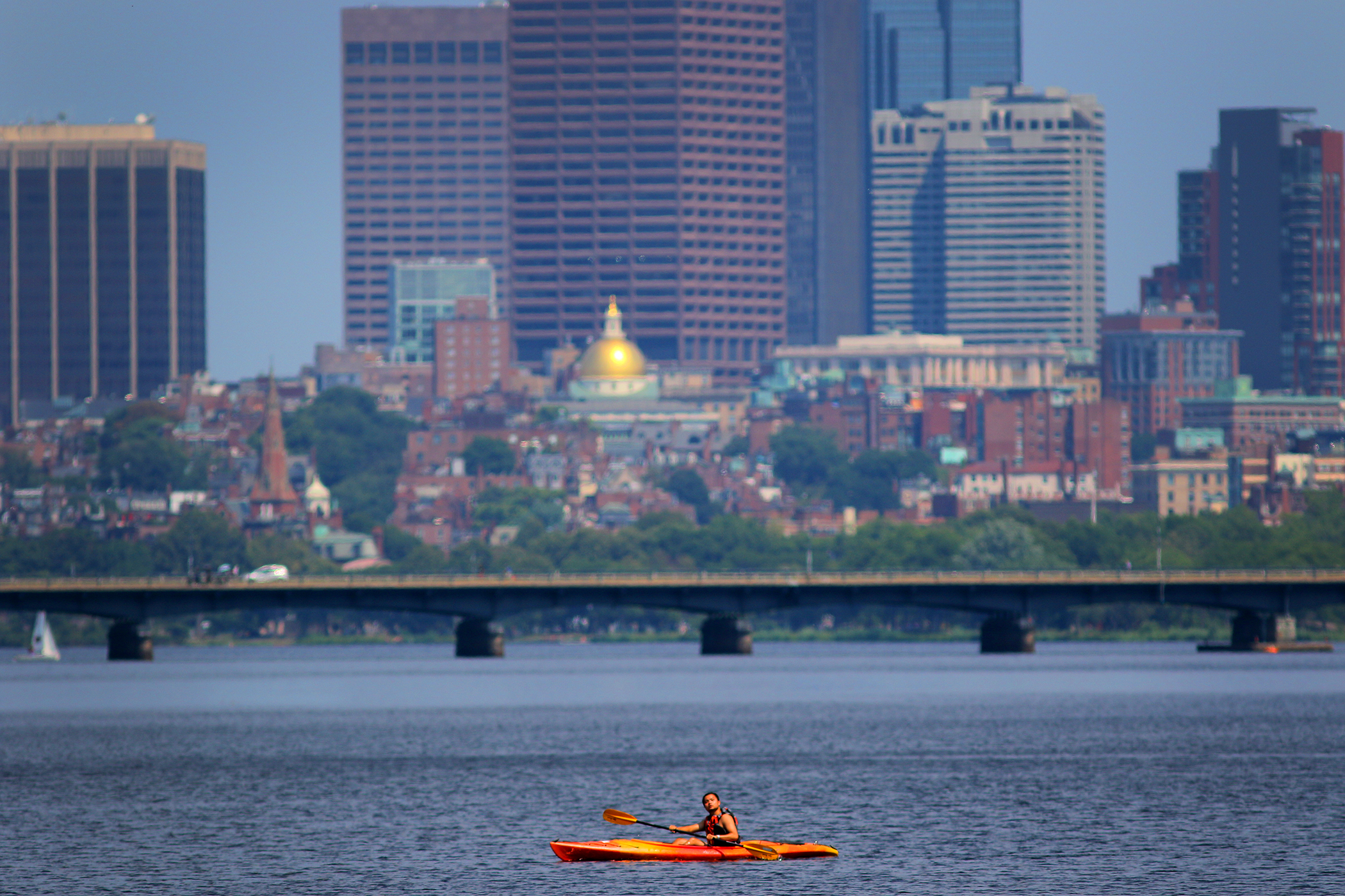 Mass. landlords must offer heat until June 15. That can be deadly on scorching hot days. - Vimarsana News