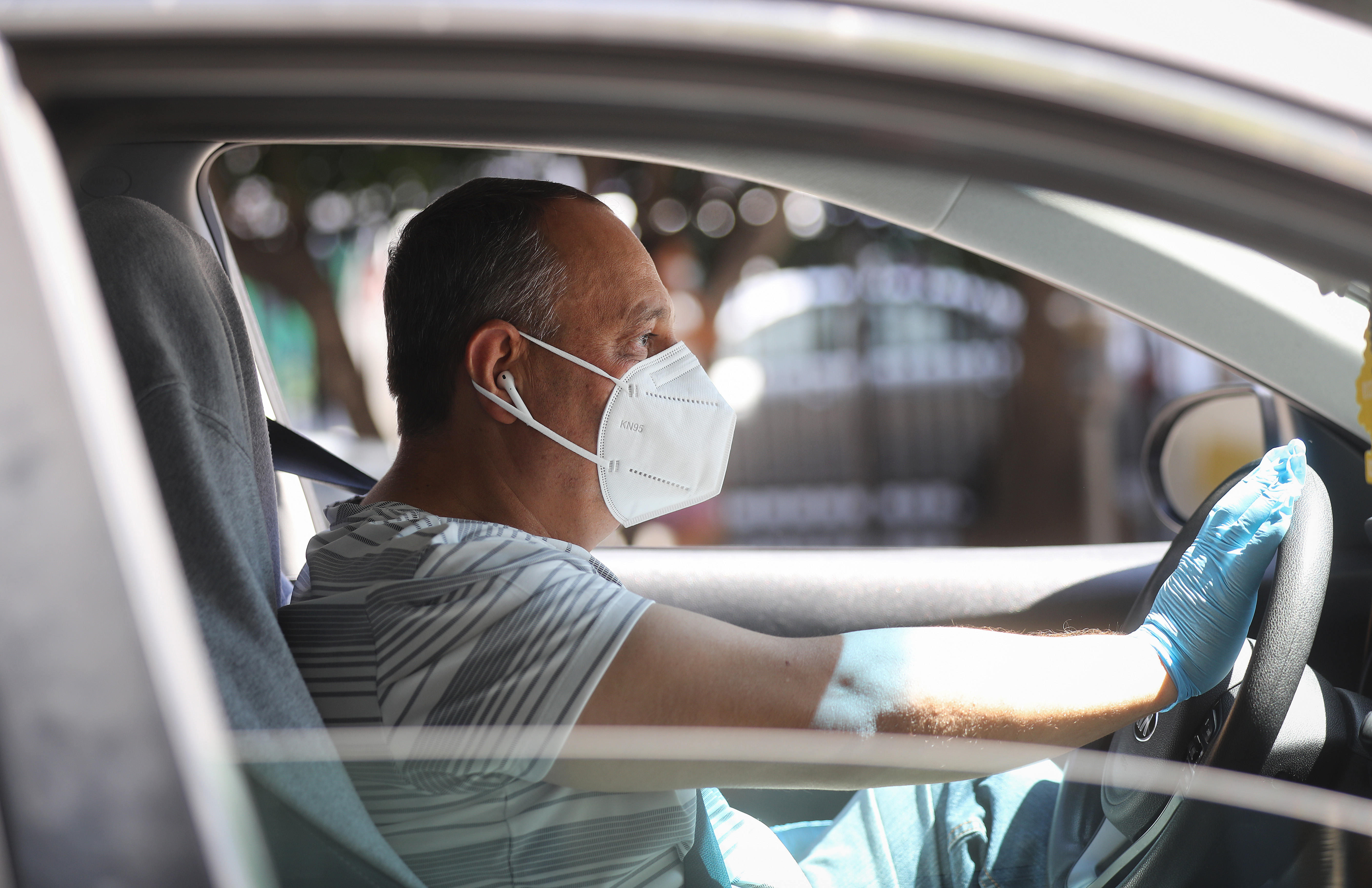 Mixed reactions abound as masks become optional for Uber, Lyft and MBTA - Vimarsana News