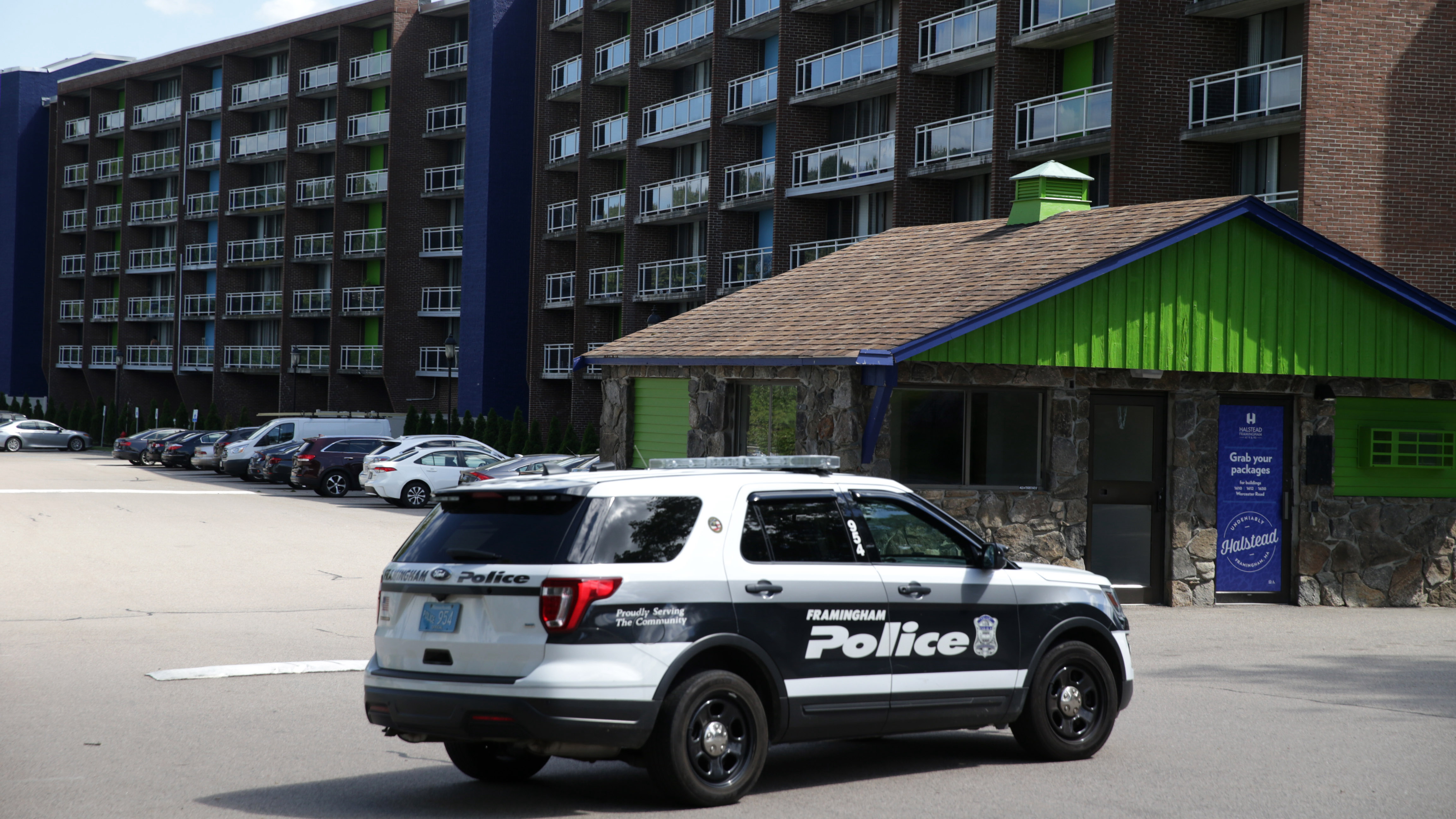 Lexington shooting revives calls for mental health clinicians on 911 dispatches - Vimarsana News