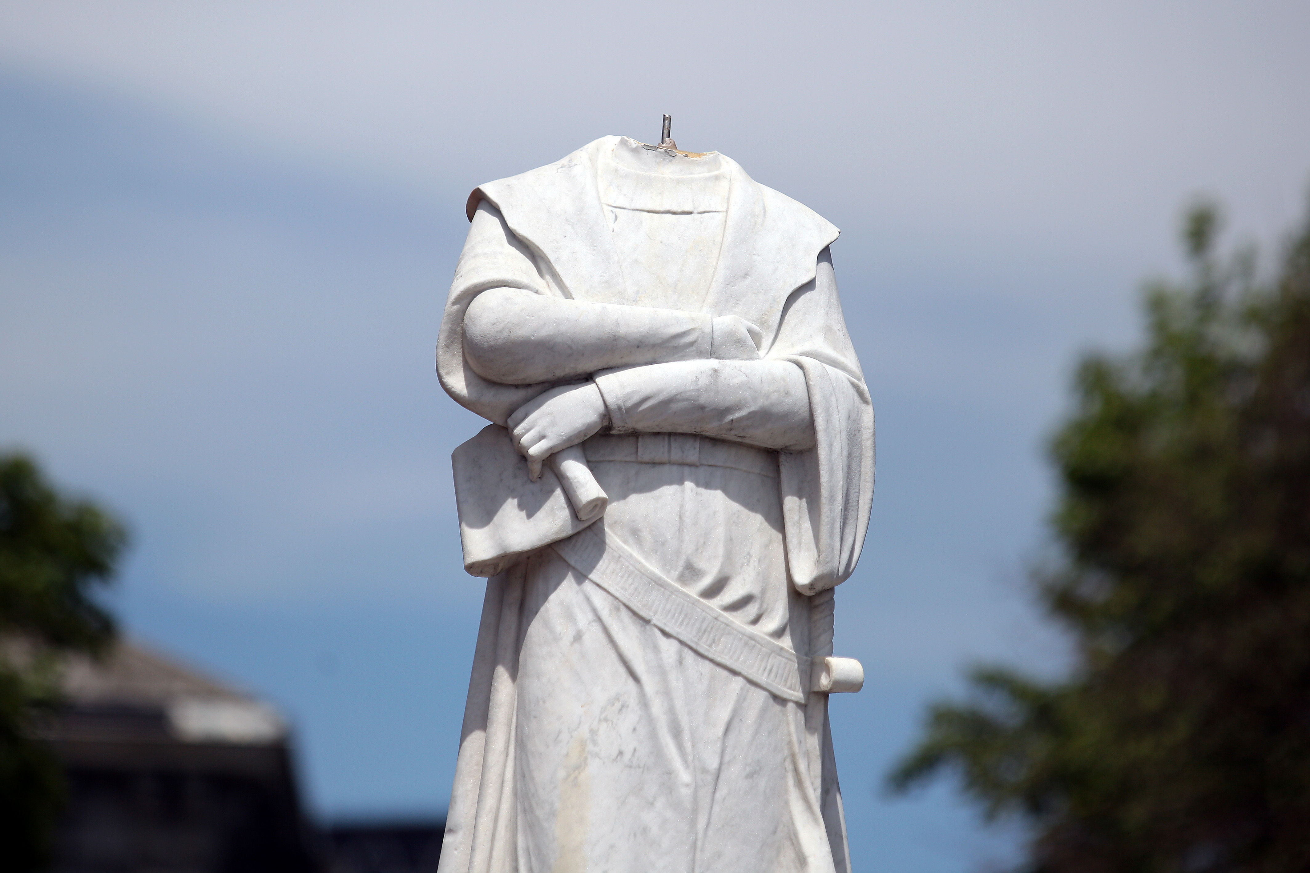 Why statues 'come alive' in times of political strife - Vimarsana News