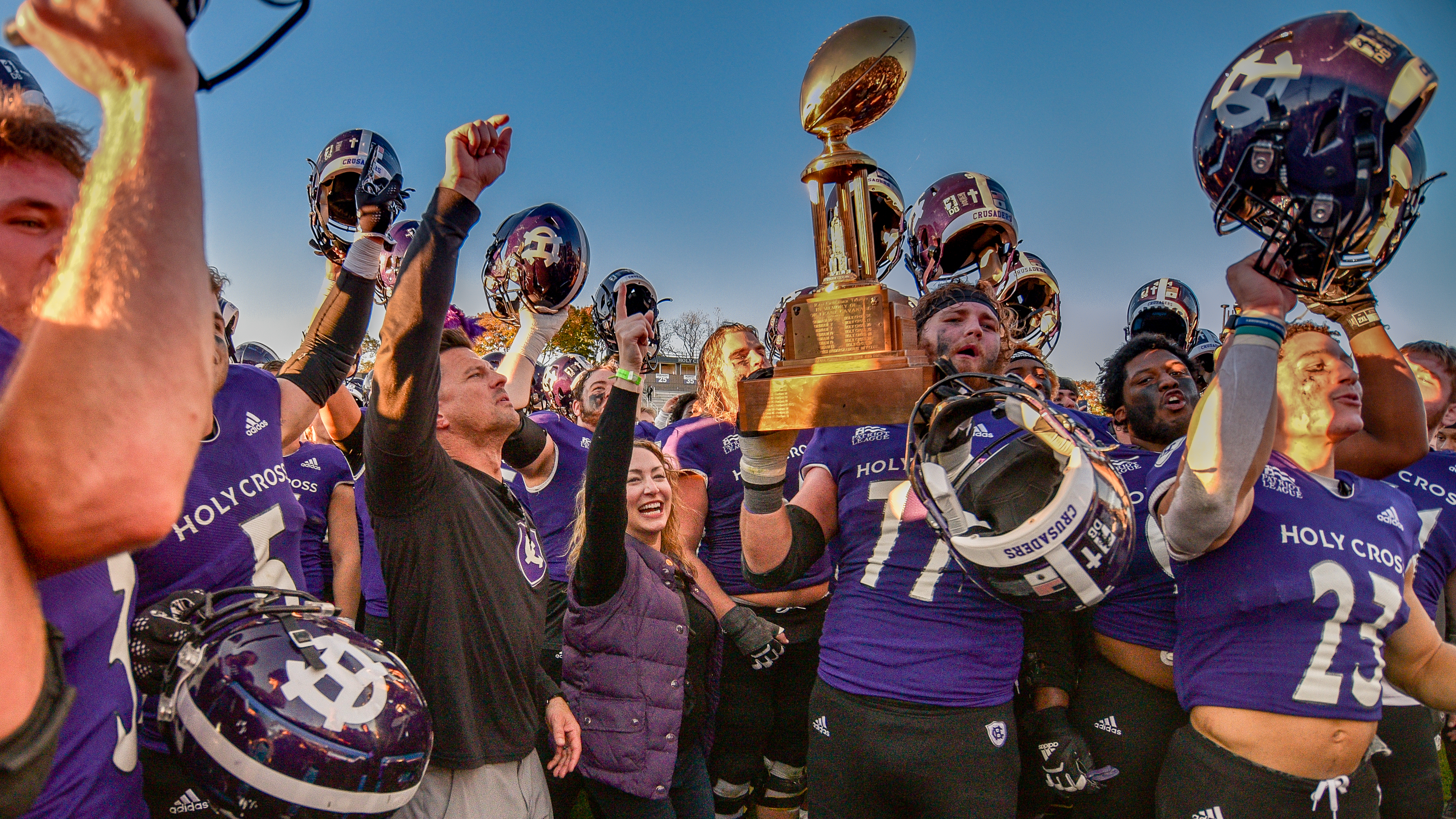 The Holy Cross Crusaders are the most exciting football team in Massachusetts - Vimarsana News